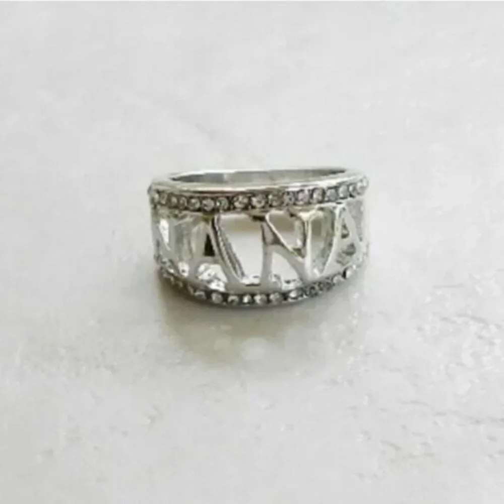 Nana Rhinestone Ring • Sparkling Silver Plated Grandmother & Nana Gift • Sz 6.5 - Picture 3 of 6